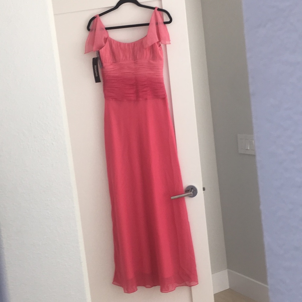 Dress - Picture 3 of 5